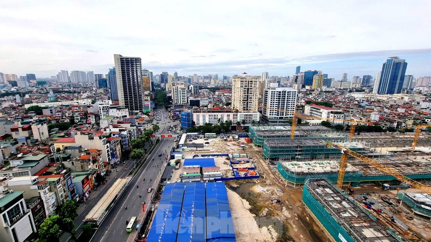 Cận cảnh công trường nghìn tỷ trên khu 'đất vàng' Giảng Võ - Ảnh 9