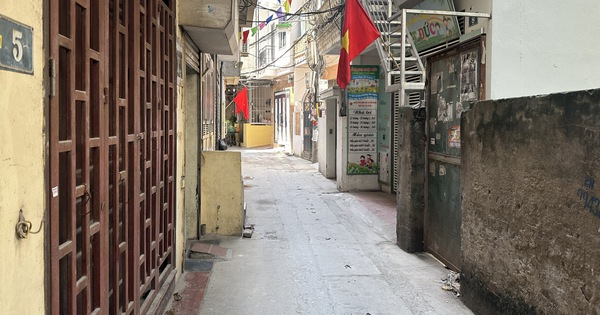 Giá rao bán nhà trong ngõ Hà Nội ngang nhà phố, khách mua choáng váng