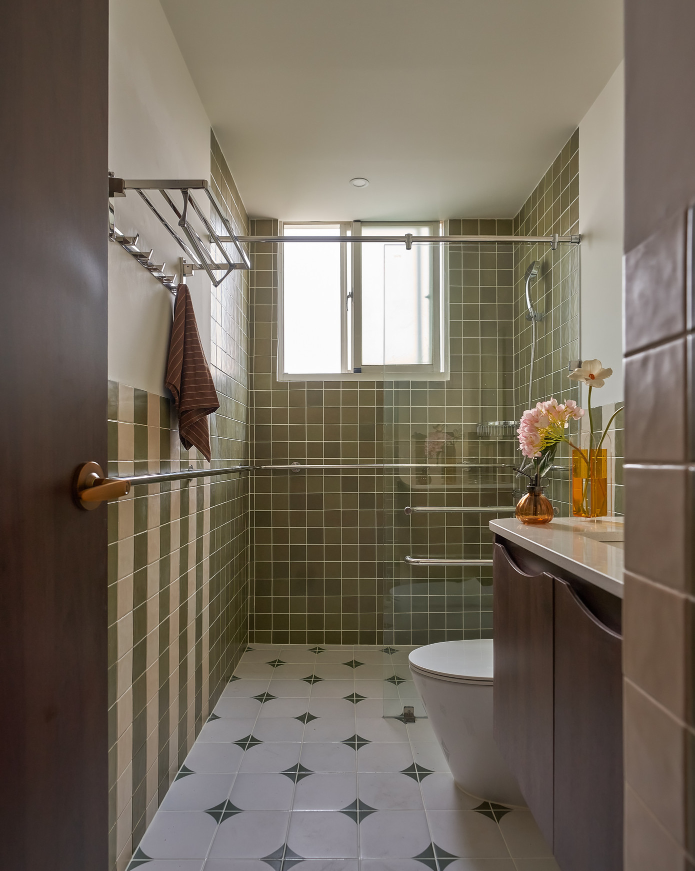 Căn hộ 130m2 được lấy cảm hứng từ những nếp gấp của gỗ - Ảnh 29