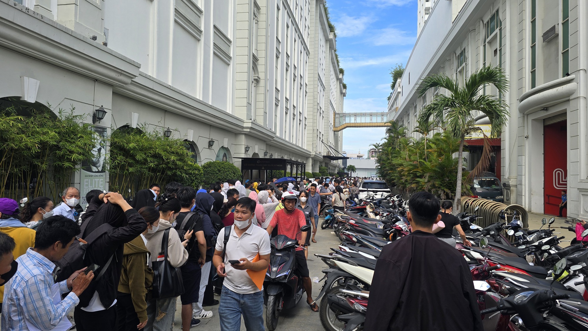 Đà Nẵng chấn chỉnh tình trạng thu tiền giữ chỗ, rao bán “suất ngoại giao” nhà ở xã hội - Ảnh 1