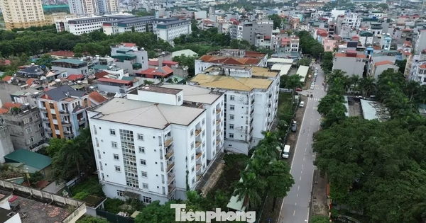 Cảnh lạnh lẽo, lãng phí khu 7 tòa nhà tái định cư bỏ hoang ở Hà Nội