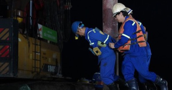 Xuyên đêm thi công cầu nối Cần Thơ - Vĩnh Long