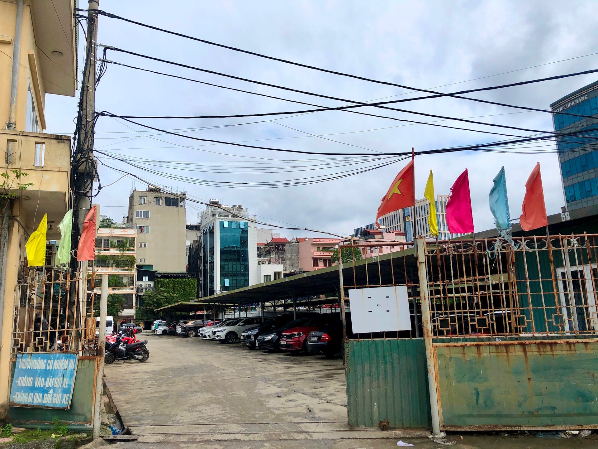 Dự án Bãi đỗ xe công cộng Phùng Khoang: Bao giờ khởi động? - Ảnh 1