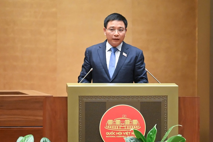 Bộ Xây dựng sẽ quyết định giá tối đa vé máy bay nội địa hạng phổ thông - Ảnh 1