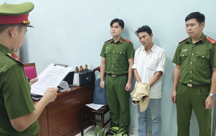 Bắt cựu cán bộ văn phòng đăng ký đất đai ở Đà Nẵng sau 3 năm bỏ trốn - Ảnh 1