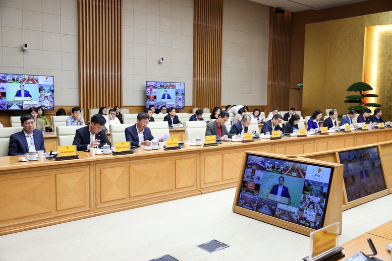 Thủ tướng: Không để người dân phải "lòng vòng", mất thêm chi phí khi tiếp cận nhà ở xã hội - Ảnh 5