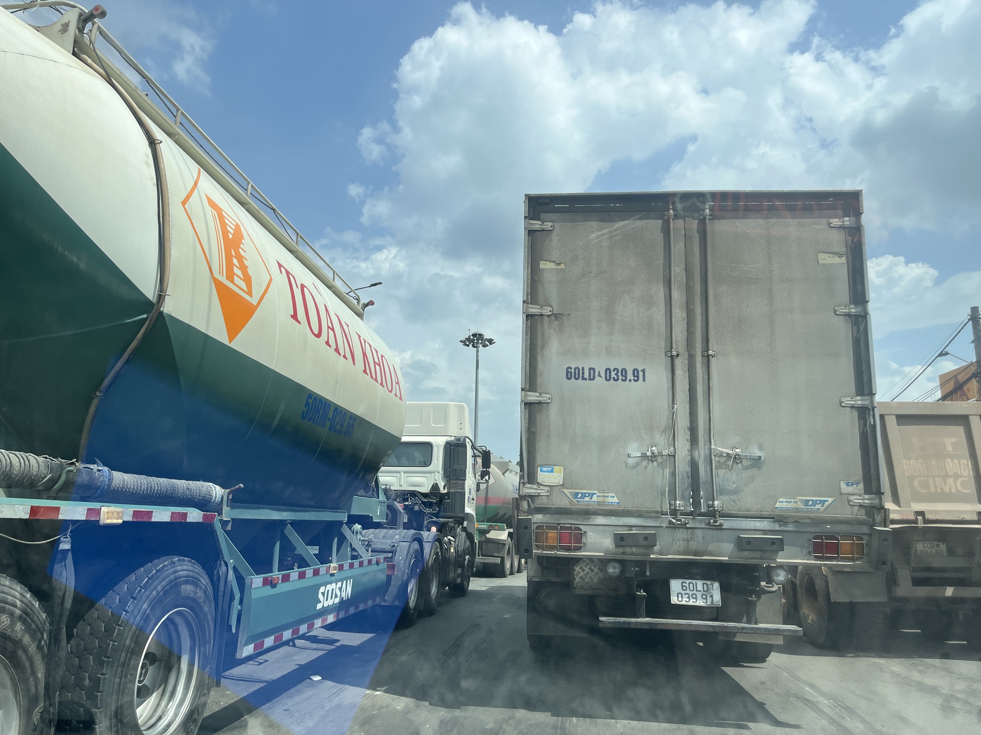 Đồng Nai sẽ áp dụng cơ bản phân làn trên Quốc lộ 51 đồng bộ với TP HCM - Ảnh 1