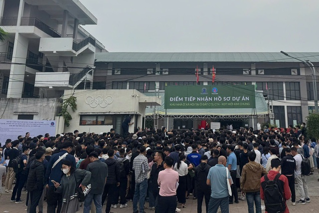 Loạn “cò hồ sơ”, rao bán suất ngoại giao nhà ở xã hội, Bộ Xây dựng chỉ đạo xử lý - Ảnh 1