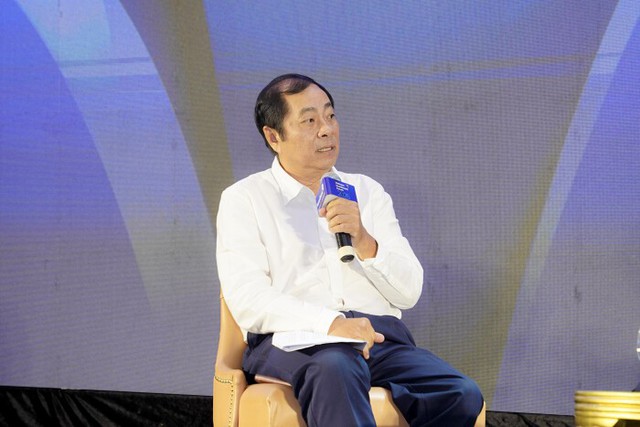 TS. Đinh Thế Hiển cảnh báo vòng xoáy “mua cao – bán cao”, giá bất động sản bị thổi phồng - Ảnh 1