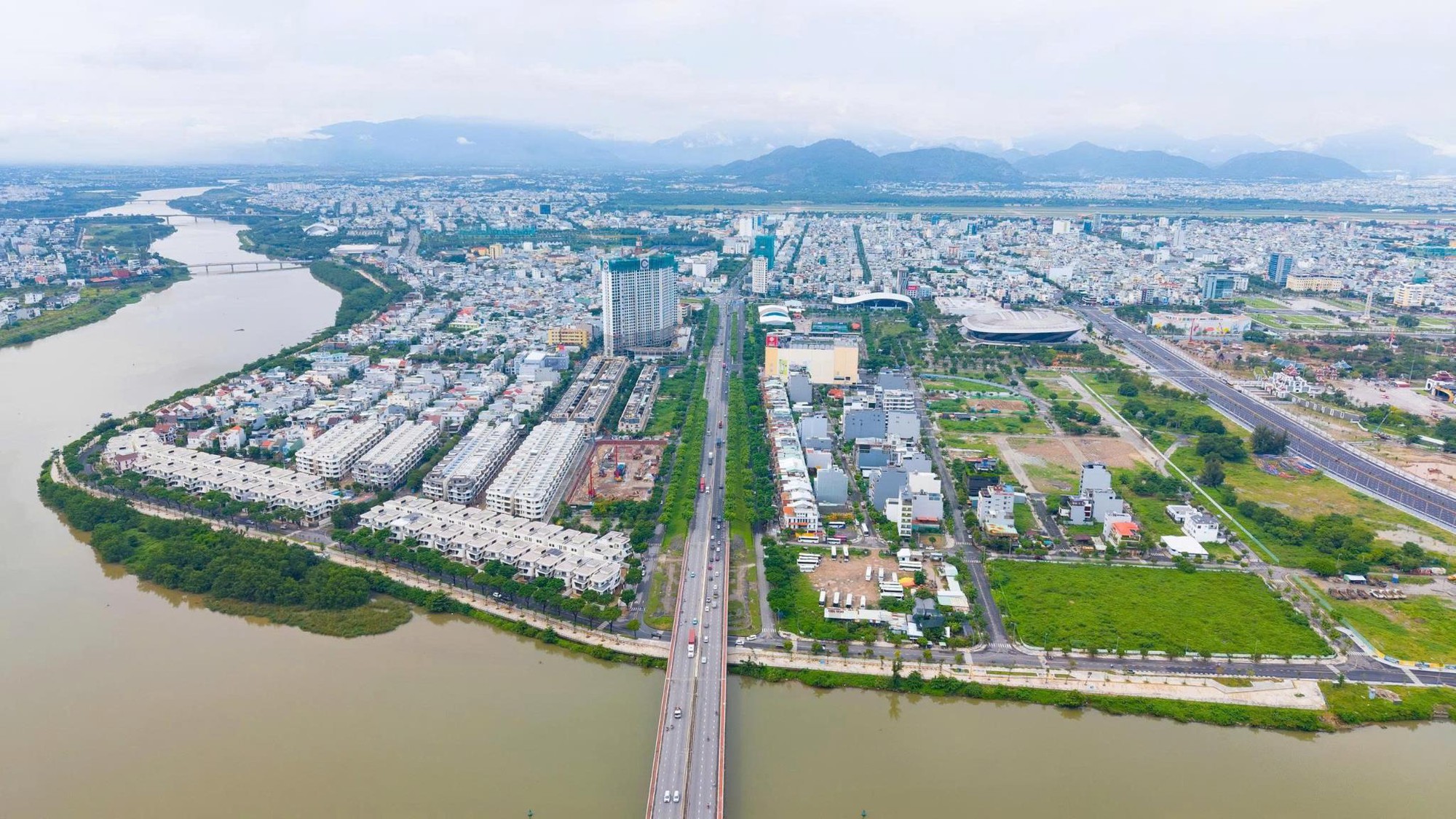 Giải mã giới tinh hoa quốc tế chọn đầu tư bất động sản Đà Nẵng - Ảnh 2