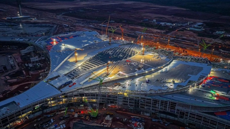 Một công ty sẽ tuyển 1.400 kỹ sư vận hành, bảo trì... để phục vụ tại dự án 16 tỷ USD lập kỷ lục 3 năm 8 lần đón Thủ tướng thị sát - Ảnh 1