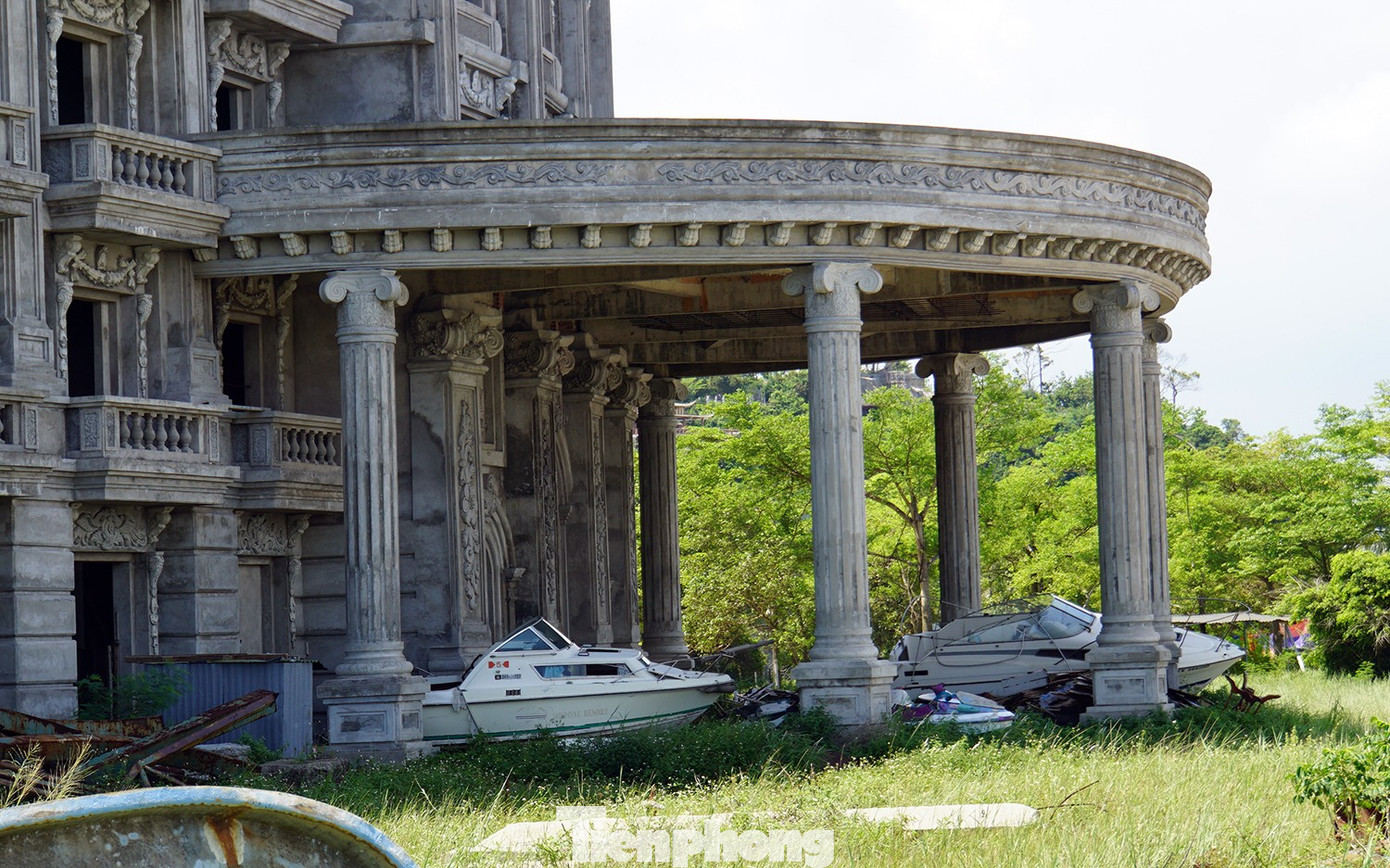 Sốt ruột hình ảnh khách sạn hạng sang 'đắp chiếu' ở Đồ Sơn - Ảnh 7