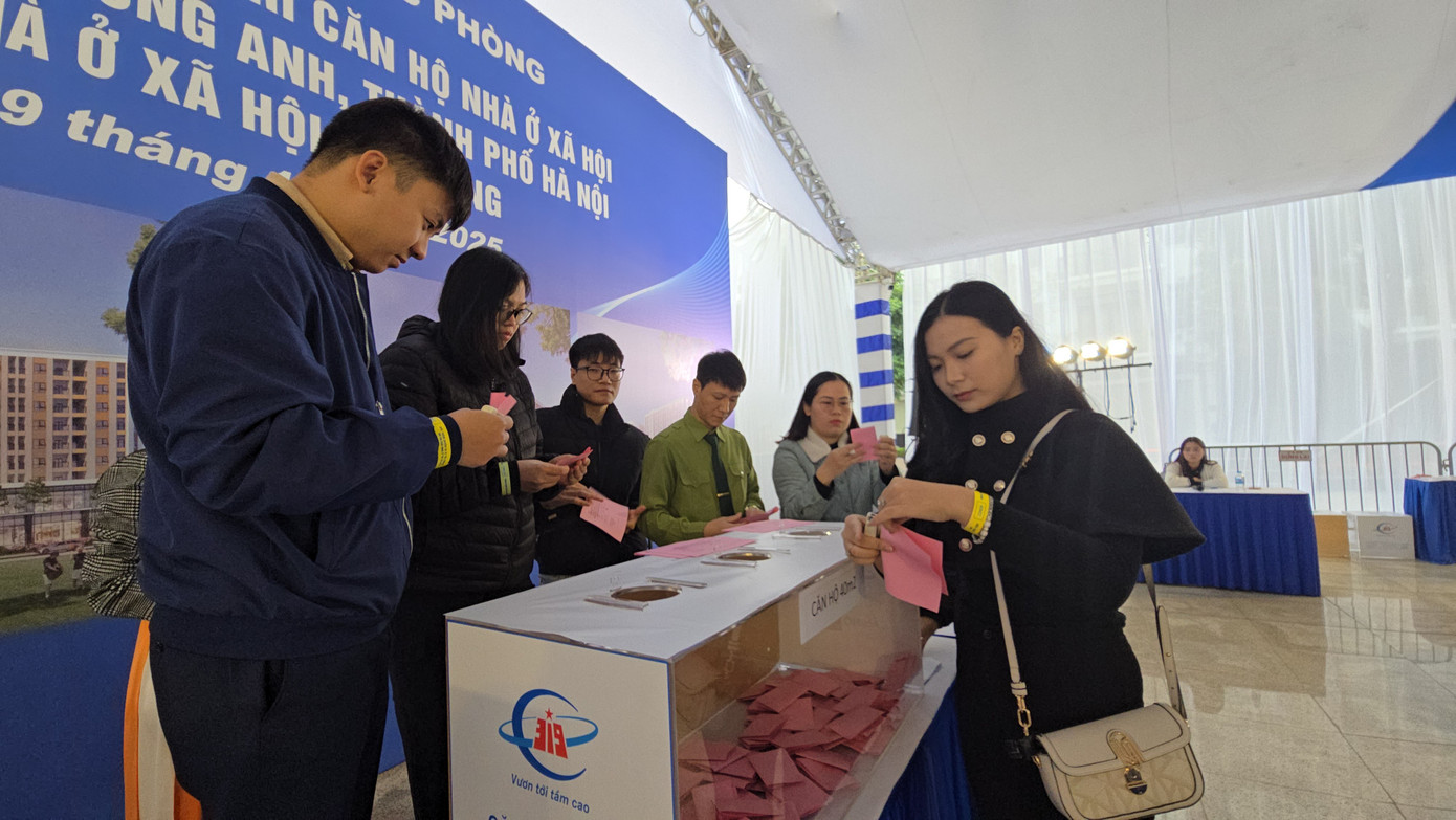 Hà Nội: Gần 1.000 khách hàng bốc thăm mua nhà ở xã hội Uy Nỗ - Ảnh 16