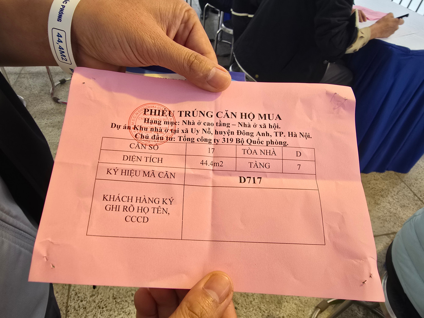 Hà Nội: Gần 1.000 khách hàng bốc thăm mua nhà ở xã hội Uy Nỗ - Ảnh 11