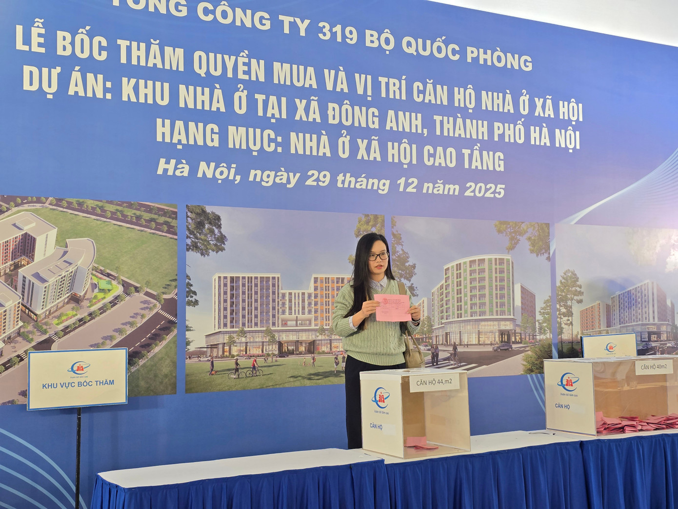 Hà Nội: Gần 1.000 khách hàng bốc thăm mua nhà ở xã hội Uy Nỗ - Ảnh 6