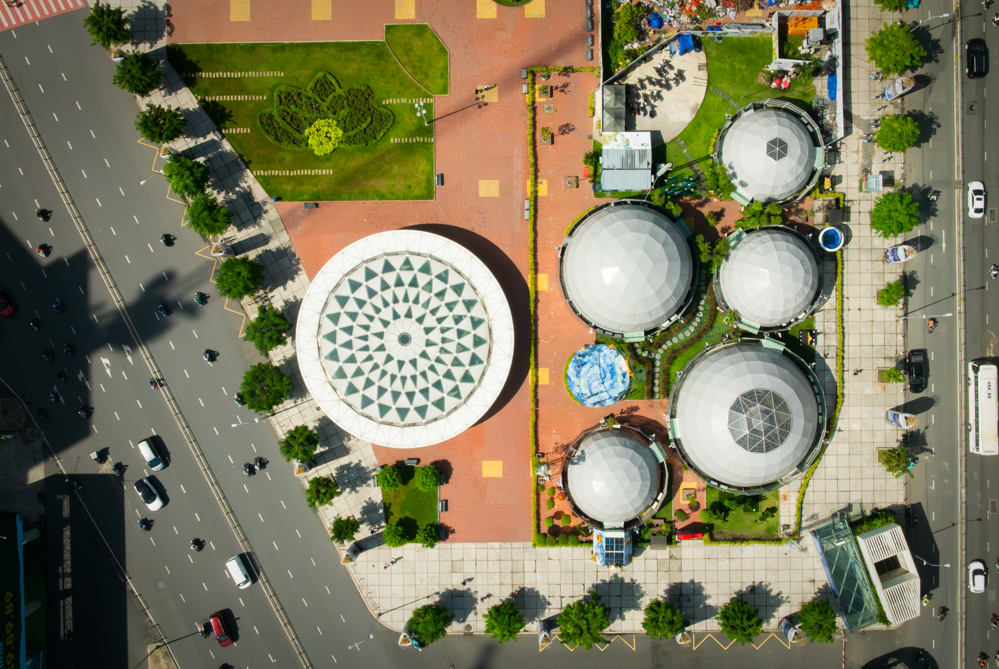 Toàn cảnh khu vực được đầu tư hơn 50.000 tỷ làm metro, sẽ khởi công sau 2 tháng nữa ở TP.HCM - Ảnh 7