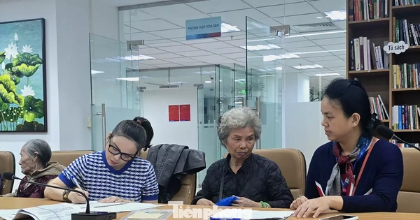 Chi trả tiền bồi thường hỗ trợ cho người dân thuộc dự án quảng trường phía Đông hồ Hoàn Kiếm