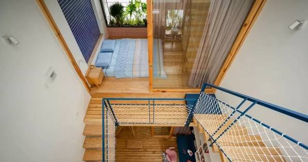 Nhà trong hẻm dưới 40m2 vẫn thoáng nhờ thiết kế 'sân chơi'