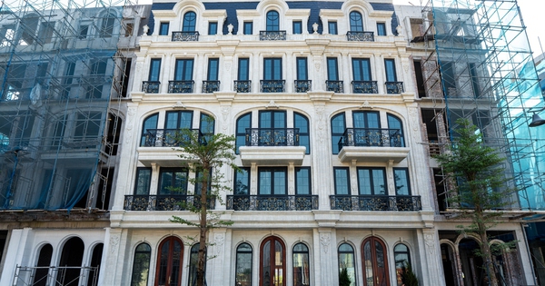 Cận cảnh dự án nhà phố "chuẩn châu Âu" từ viên đá lát vỉa hè của Sunshine Group tại phía Tây Hà Nội