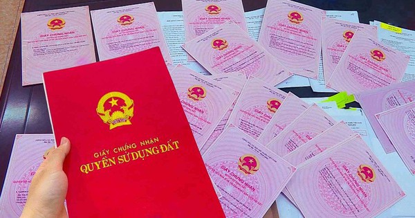 Ngay ngày mai, nhiều quy định mới về sổ đỏ có hiệu lực, người dân cần nắm rõ thông tin