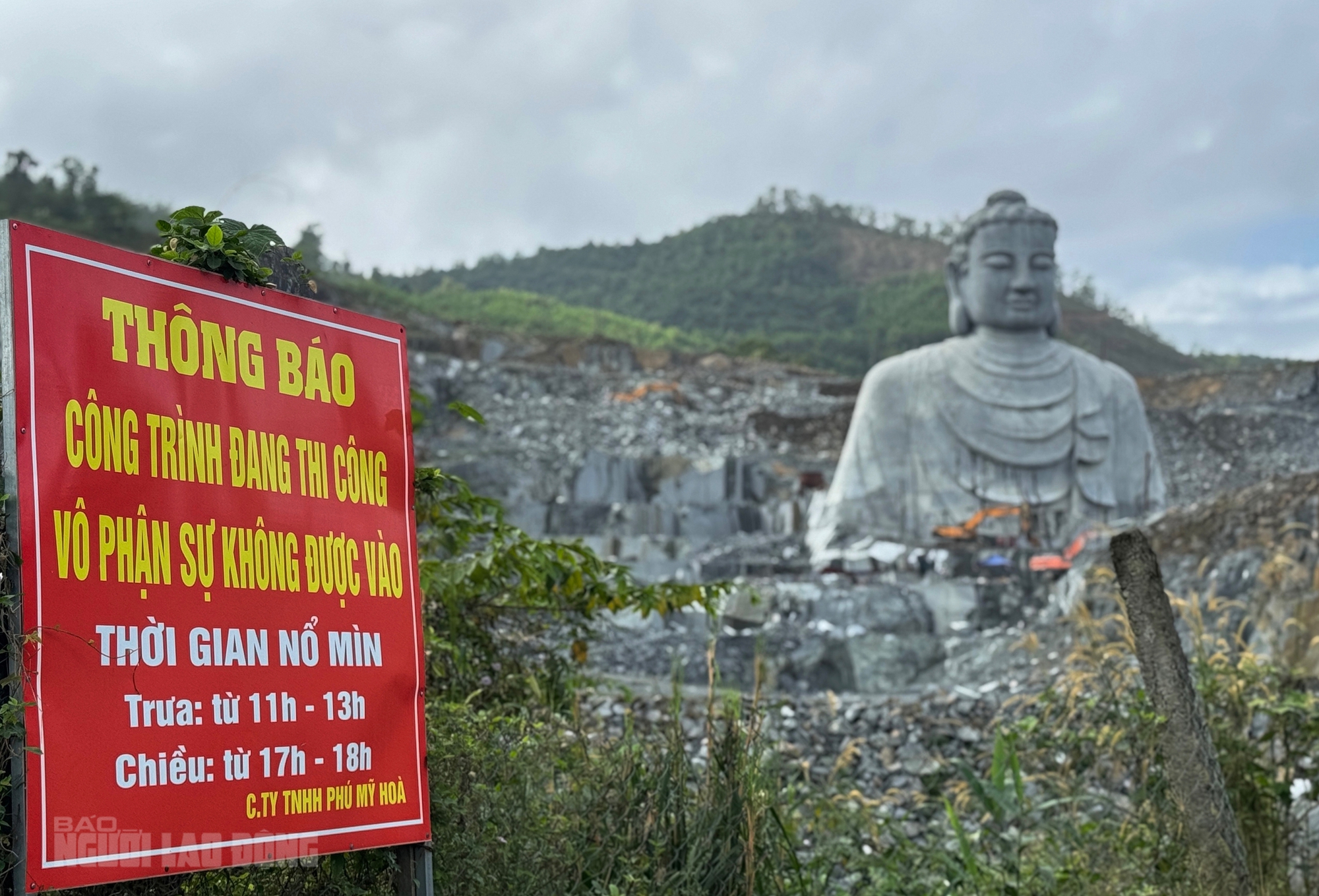 Cận cảnh thi công tượng Phật khổng lồ ở Đà Nẵng, gần 10 năm chưa hoàn thành - Ảnh 6