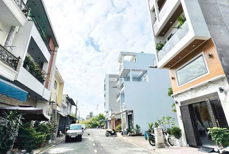 Nhà trong hẻm khó bán - Ảnh 3