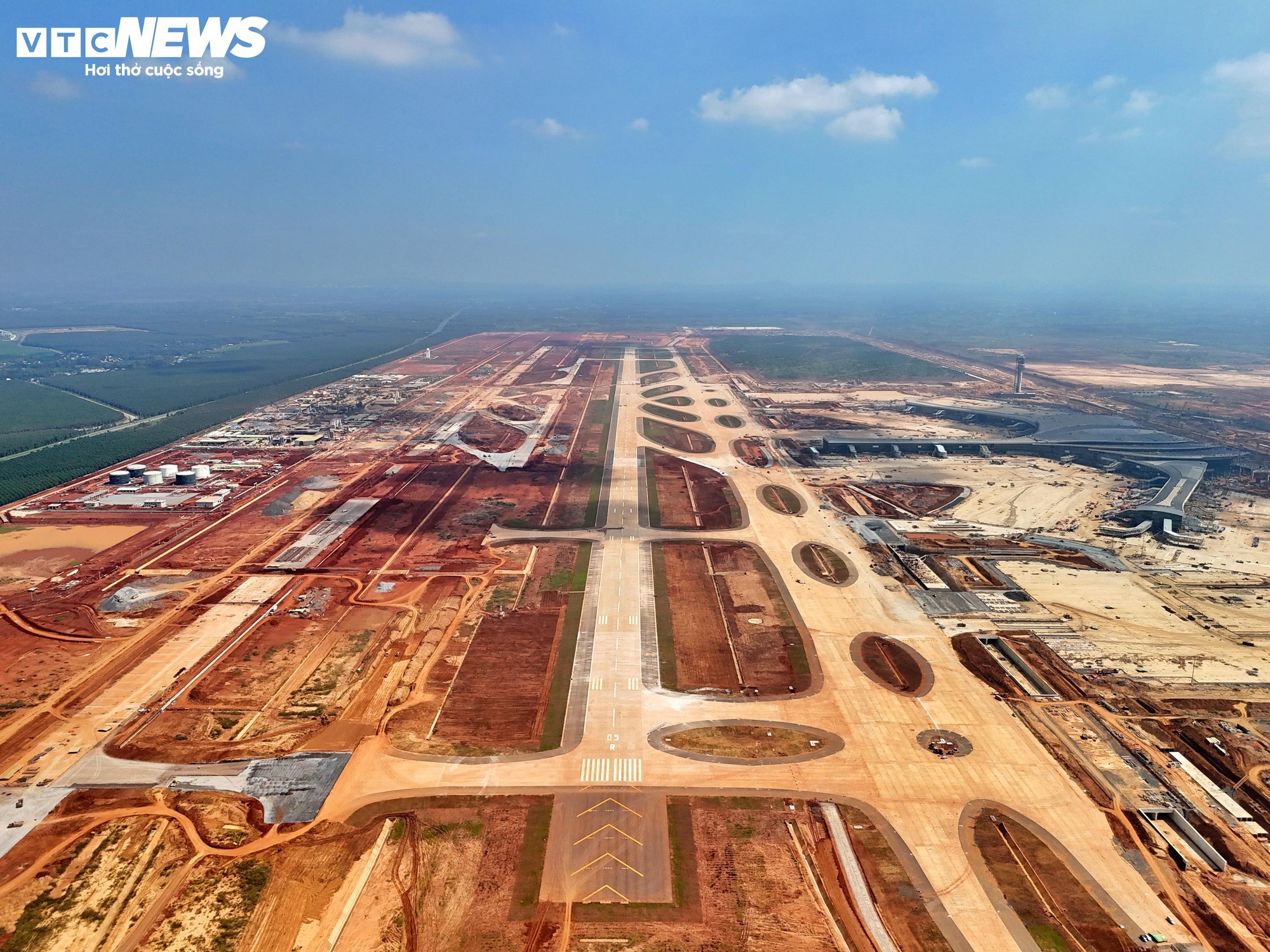 Cận cảnh hệ thống chứa nhiên liệu hơn 2.800 tỷ ở sân bay Long Thành - Ảnh 13