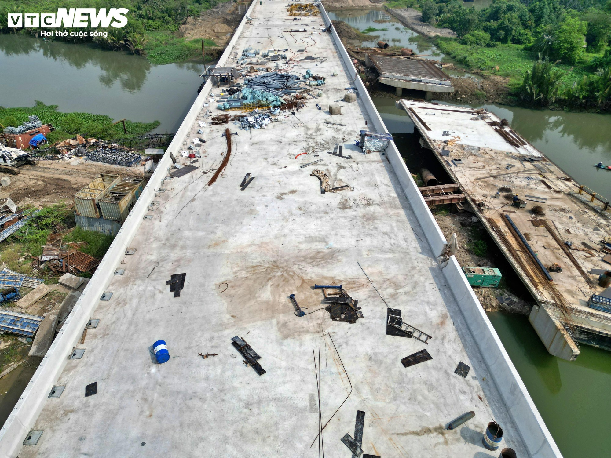 Ngắm Vành đai 3 từ trên cao qua khu đô thị ở TP.HCM trước ngày thông xe - Ảnh 9