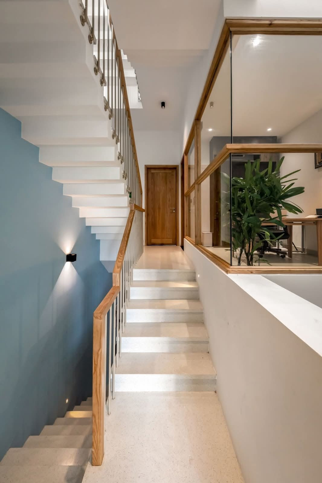 Nhà phố 4 tầng dành khoảng trống cho hoạt động vui chơi của trẻ em - Ảnh 8