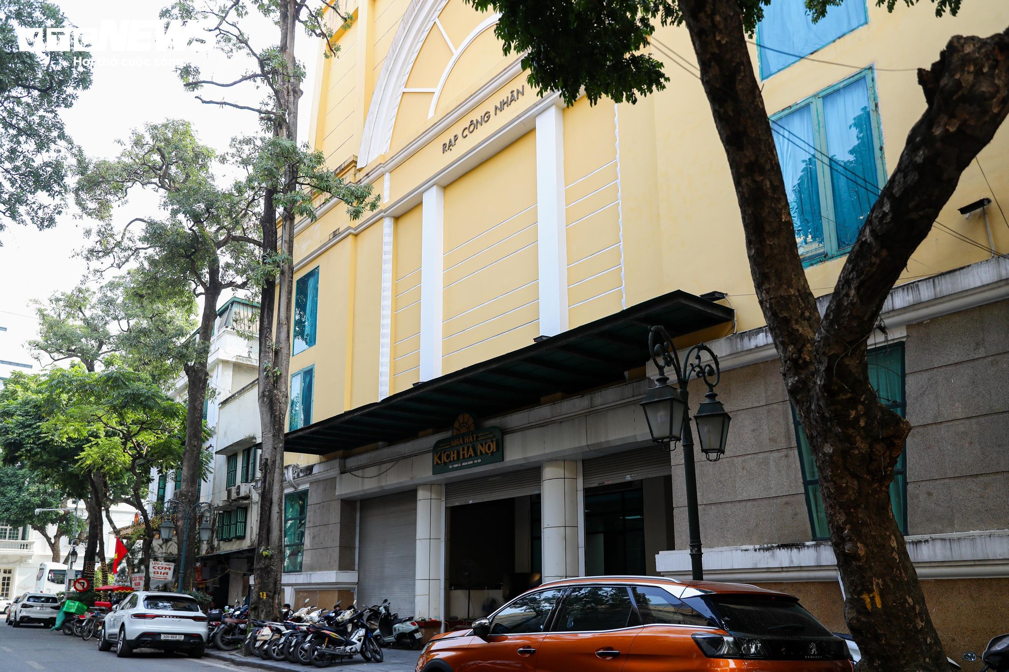 Toàn cảnh phường nhỏ nhất Hà Nội có 6 nhà hát, 3 bảo tàng, 3 trường đại học - Ảnh 15