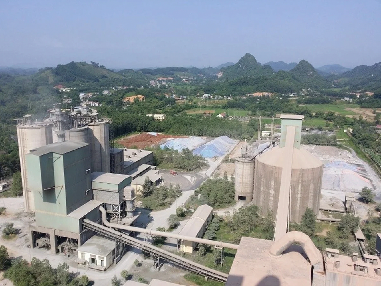 Có dấu hiệu tội phạm, nguy cơ thiệt hại hơn 1.000 tỷ tại Nhà máy Xi măng Quang Sơn - Ảnh 1