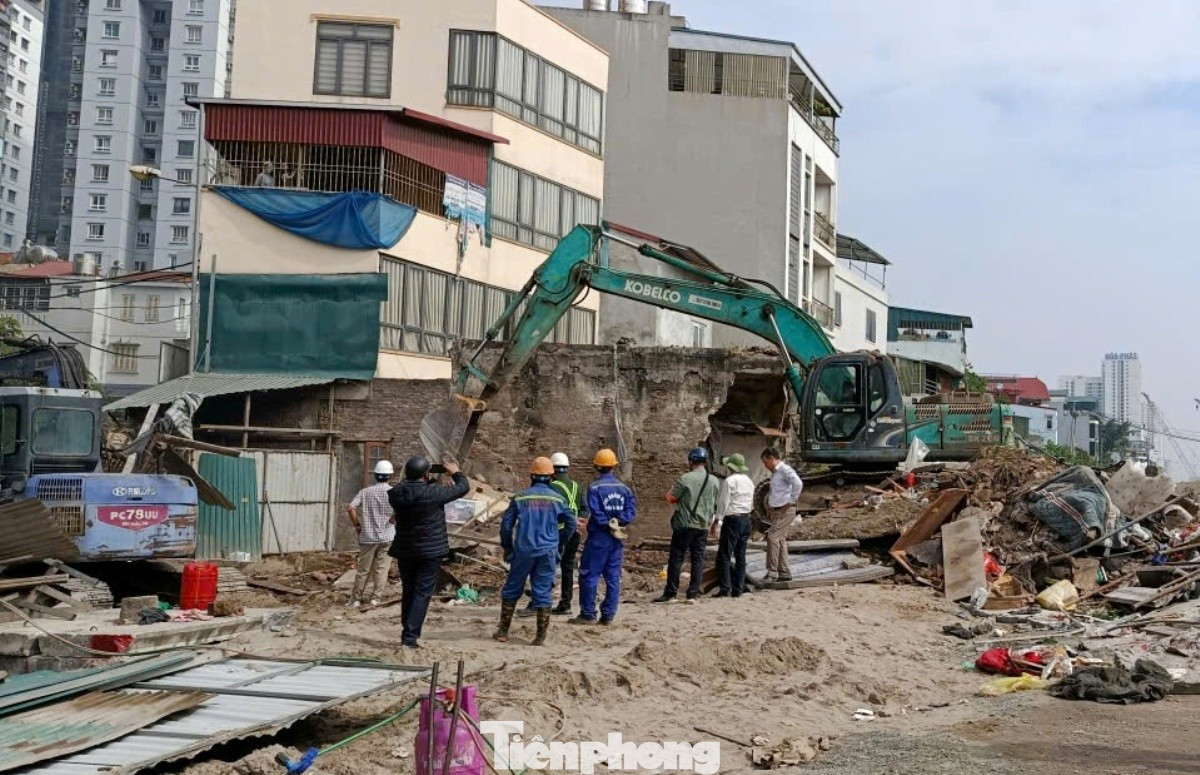 Ngôi nhà cuối cùng được giải tỏa, gỡ 'nút thắt' cho hầm chui Giải Phóng - Kim Đồng - Ảnh 1