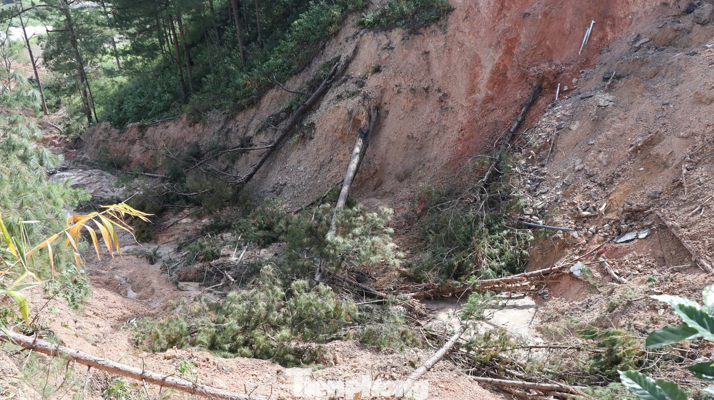 Đèo Mimosa sau khi thông xe qua đường tạm - Ảnh 8