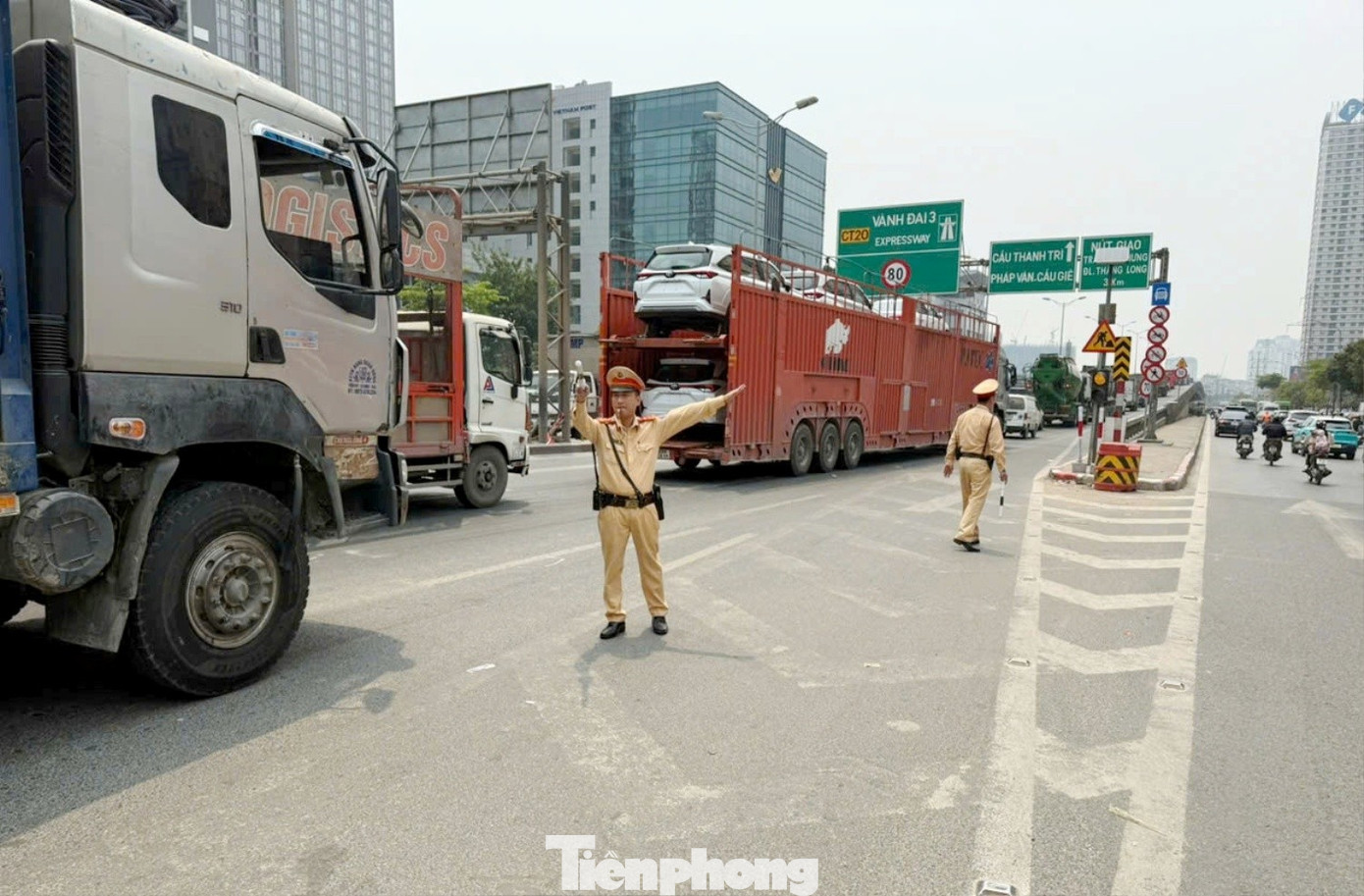 Thực trạng giao thông đường trên cao Vành đai 3 chuẩn bị cấm theo giờ đối với xe tải - Ảnh 8