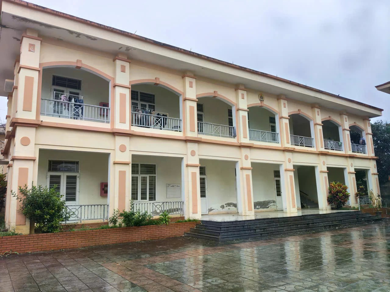 Bị Thủ tướng phê bình, Quảng Trị cam kết sửa chữa 12 ngôi nhà hư hỏng xong trước Tết Nguyên đán - Ảnh 3