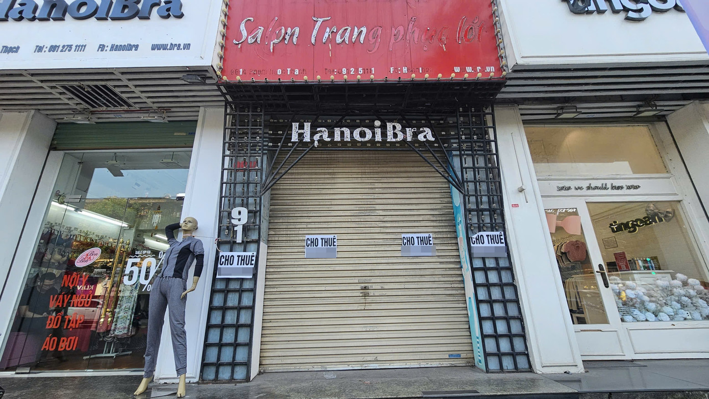 Cảnh nhà mặt phố cho thuê tại 'đất vàng' Hà Nội ế khách dịp cuối năm - Ảnh 5