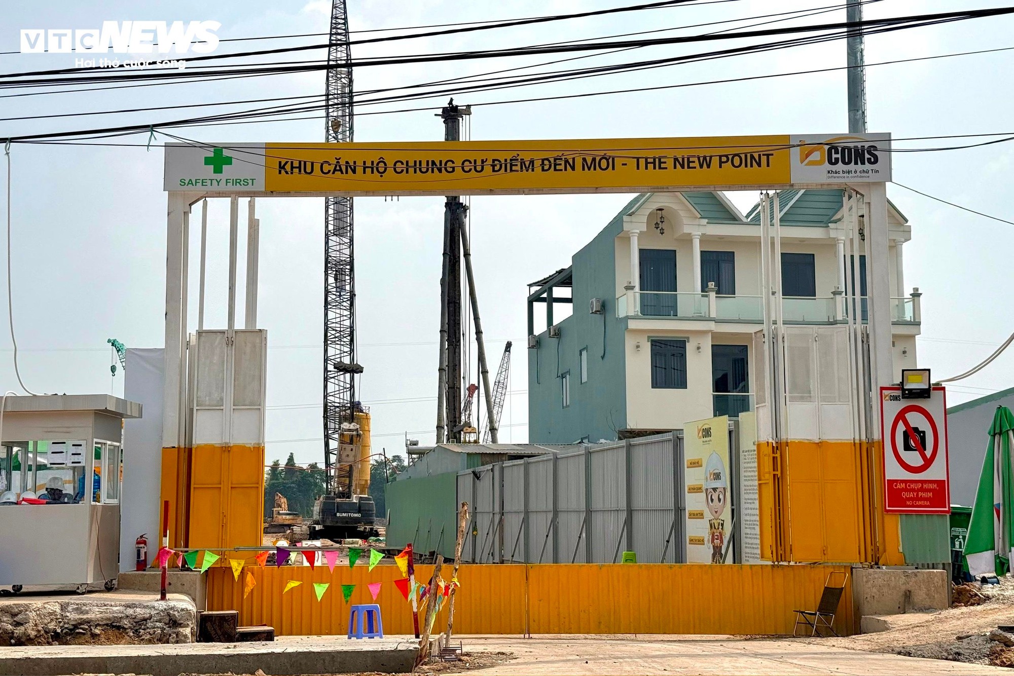 Chung cư 'mọc' dày đặc, người trẻ TP.HCM vẫn xa giấc mơ an cư - Ảnh 3