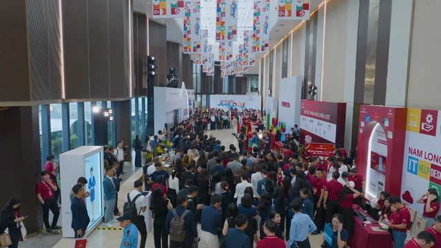 Hàng ngàn khách hàng trải nghiệm đô thị tích hợp bằng công nghệ tại Nam Long Journey 2025 - Ảnh 2