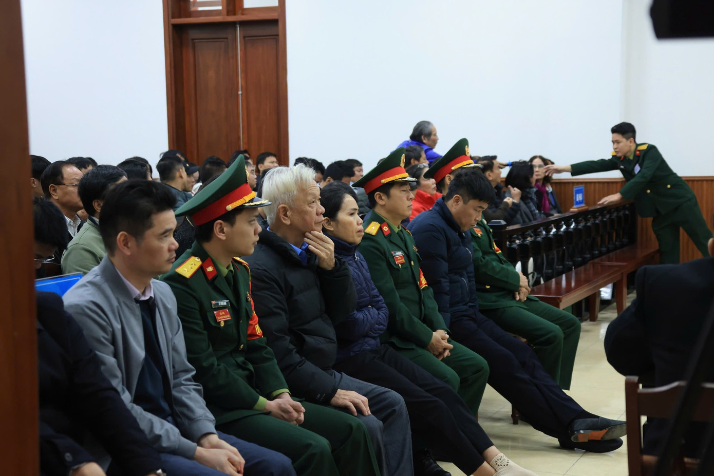 Vụ thâu tóm đất sân bay Nha Trang: Đại gia mua lại Tập đoàn Phúc Sơn cam kết bồi thường đến cùng cho các bị hại - Ảnh 1