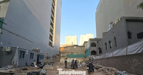 Biệt thự cổ Hà Nội bị phá dỡ xây cao ốc gây xôn xao