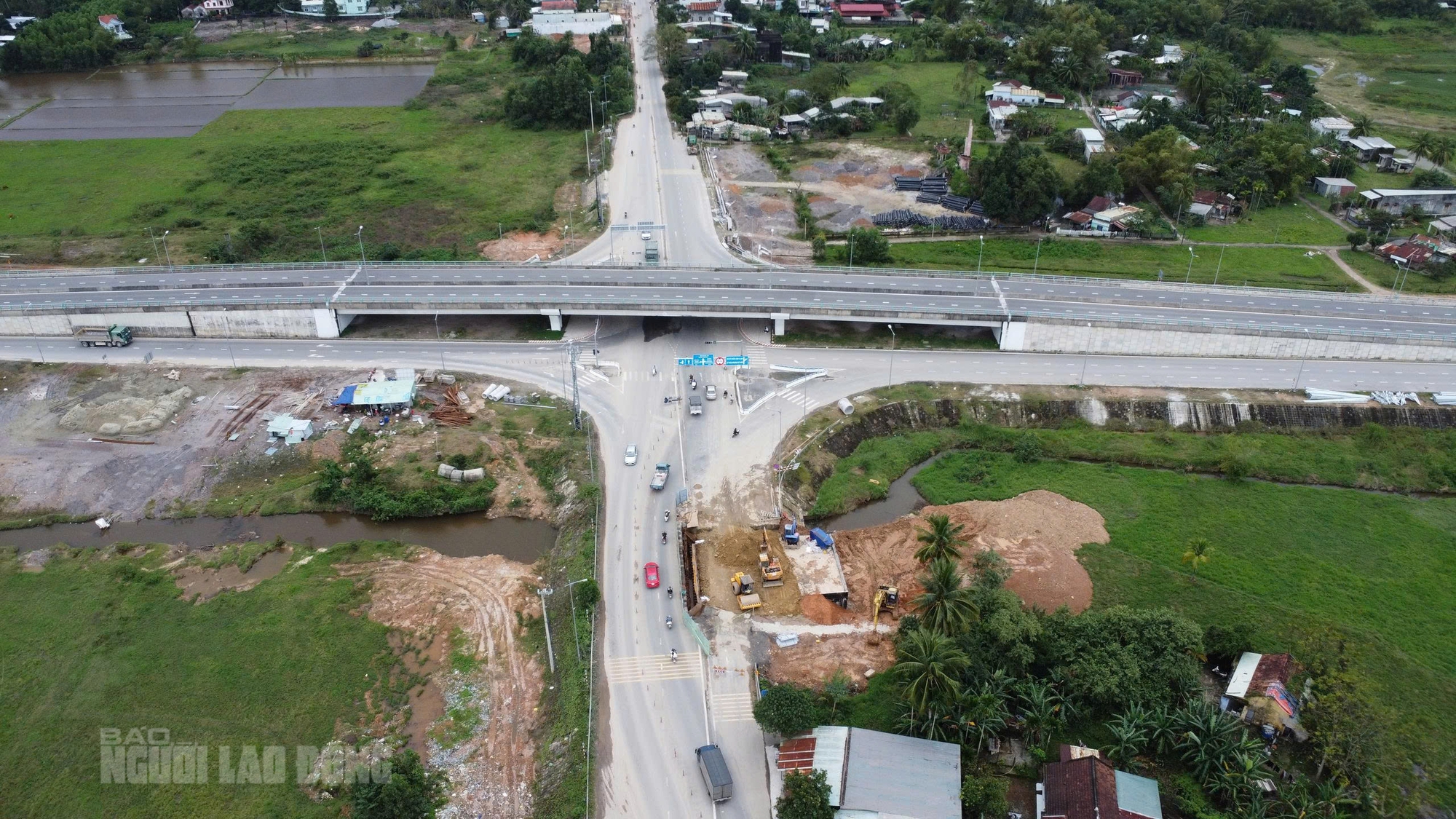 Đà Nẵng: Ám ảnh với Quốc lộ 14B, người dân liên tục “réo tên” nhà thầu - Ảnh 1