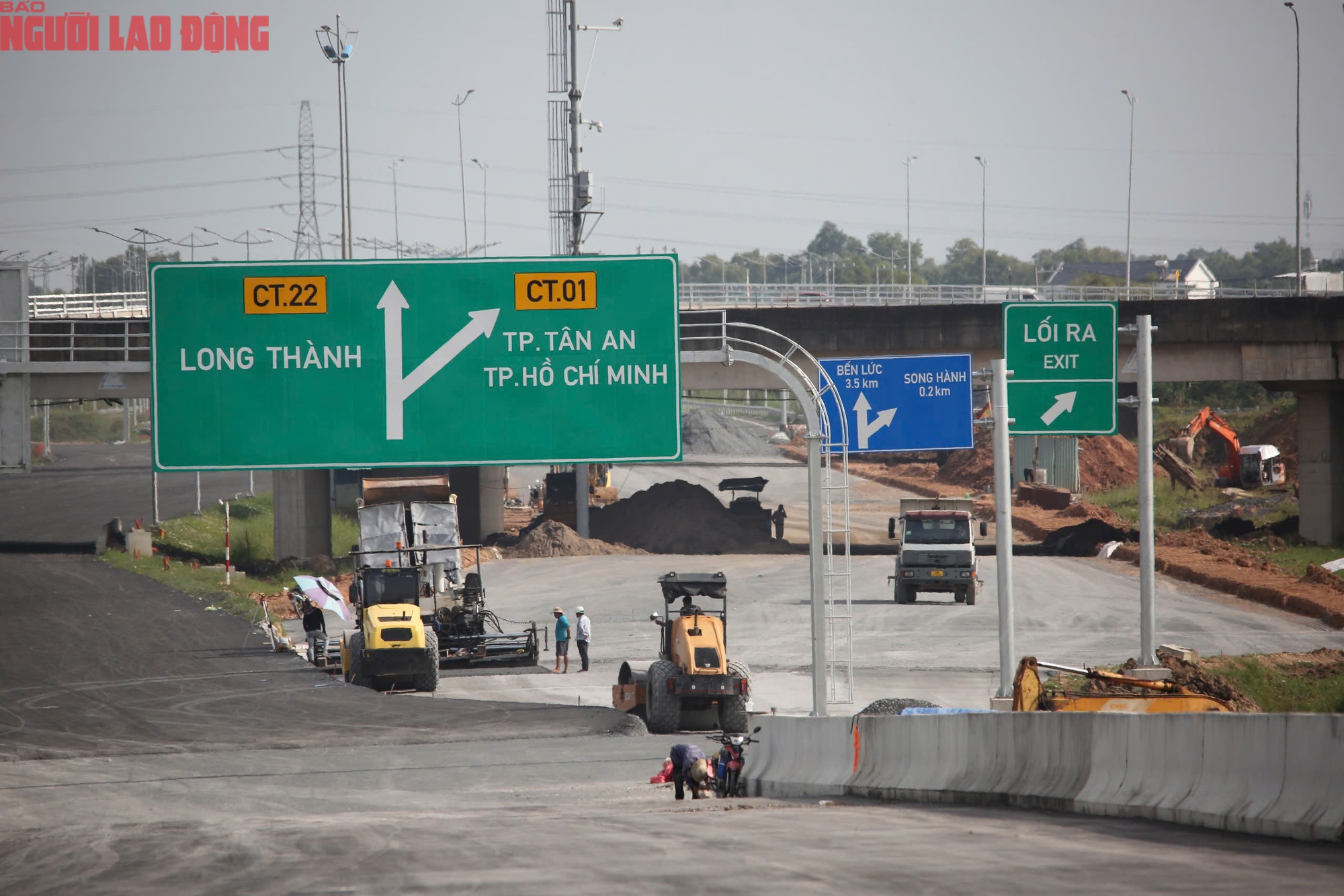 Hình hài “siêu nút giao” tại 3 tuyến cao tốc trọng điểm phía Nam - Ảnh 4