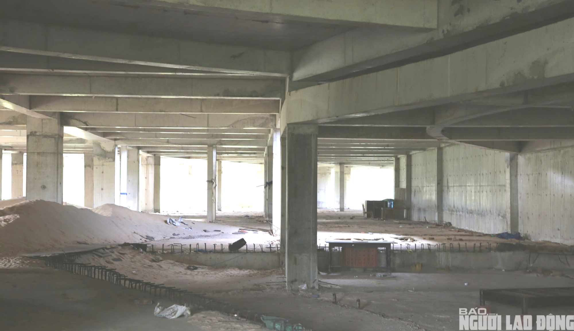 Cận cảnh 2 khách sạn 5 sao dang dở trên đất vàng ven biển Đồng Hới - Ảnh 3