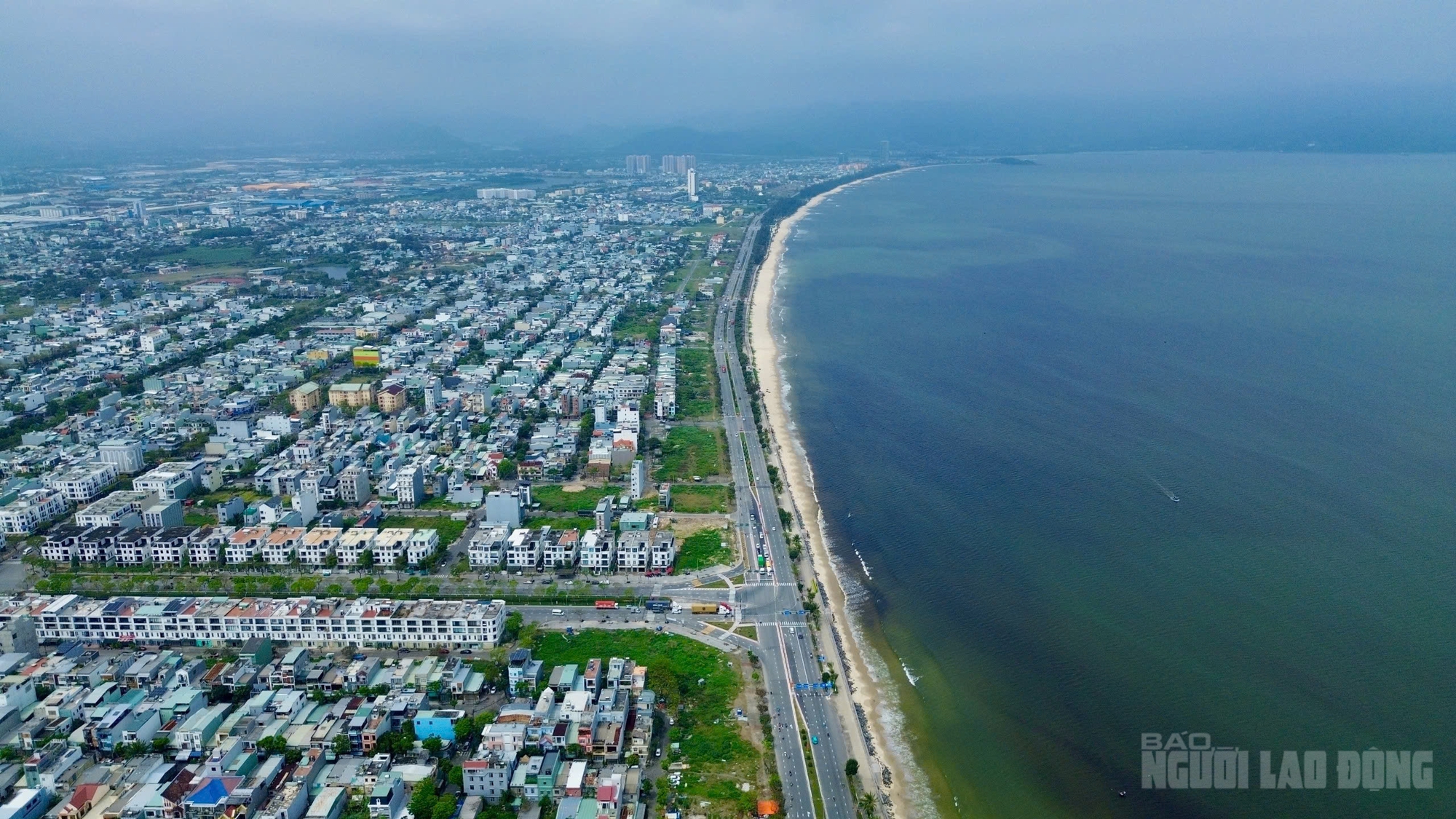 Bộ Tài chính đề nghị Đà Nẵng phối hợp xây dựng cơ chế đặc thù cho dự án đô thị lấn biển - Ảnh 1