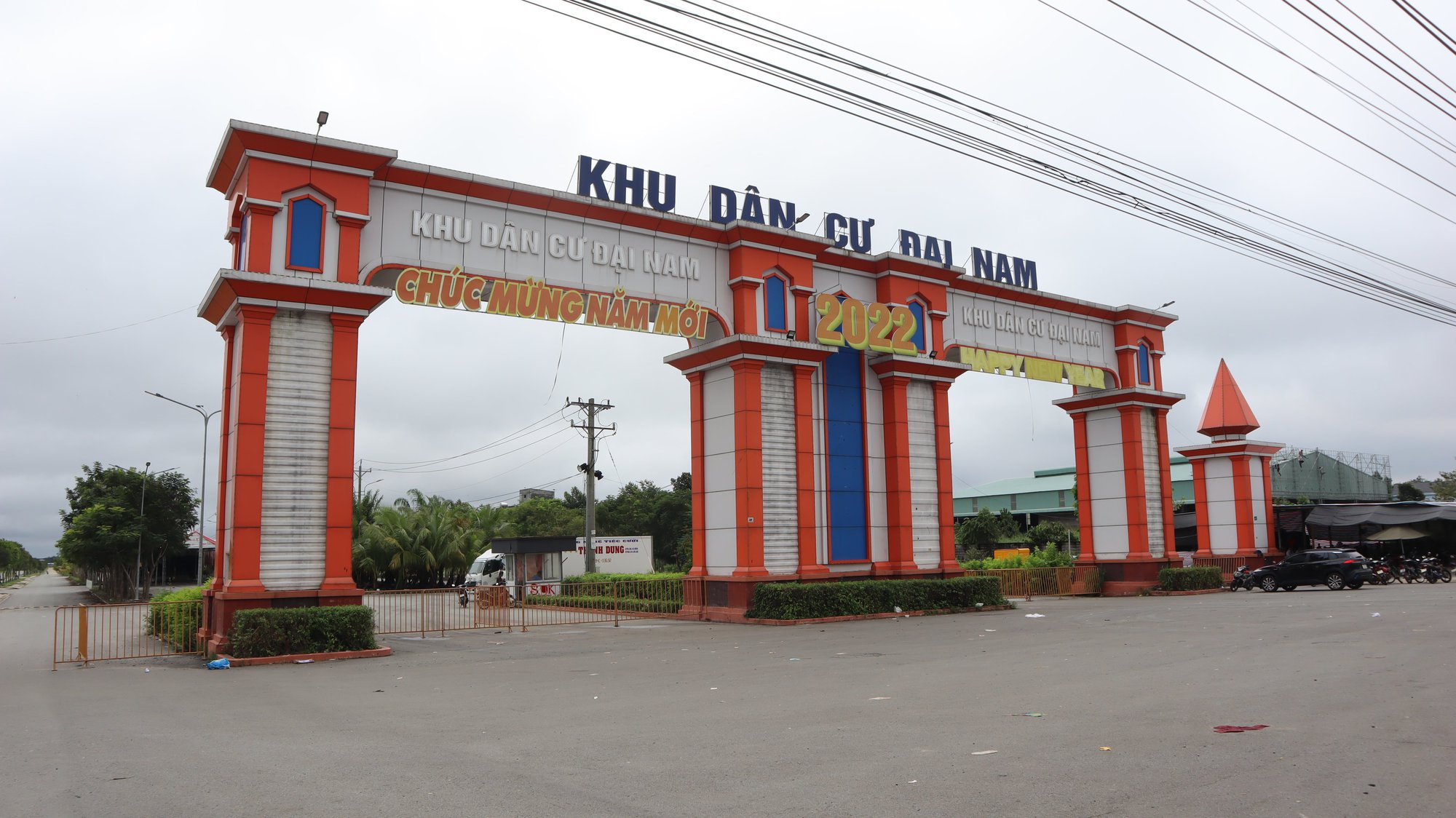 Từng là tay buôn địa ốc chưa một lần thất bại, bà Nguyễn Phương Hằng sở hữu khối tài sản và quỹ đất đáng nể - Ảnh 3