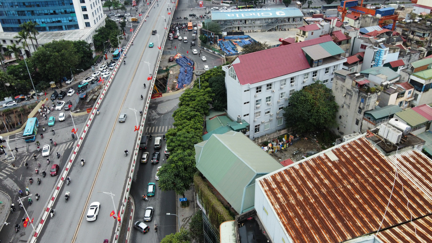 Cận cảnh dự án tổ hợp nhà cao tầng trên 'đất vàng' treo hơn thập kỷ vừa bị Hà Nội thu hồi - Ảnh 5
