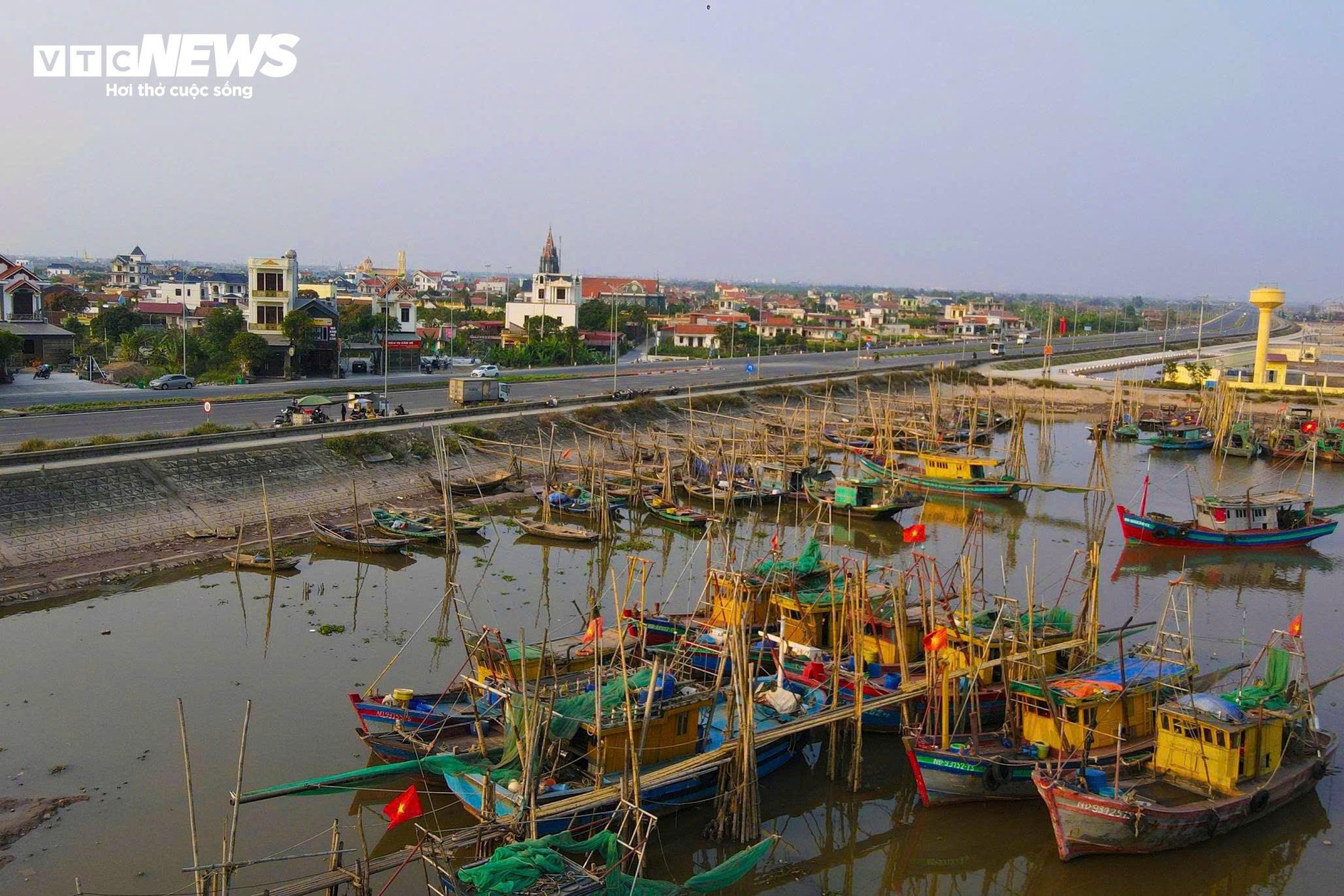 Chuỗi dự án giao thông nghìn tỷ tạo trục kết nối liên vùng ven biển Ninh Bình - Ảnh 9