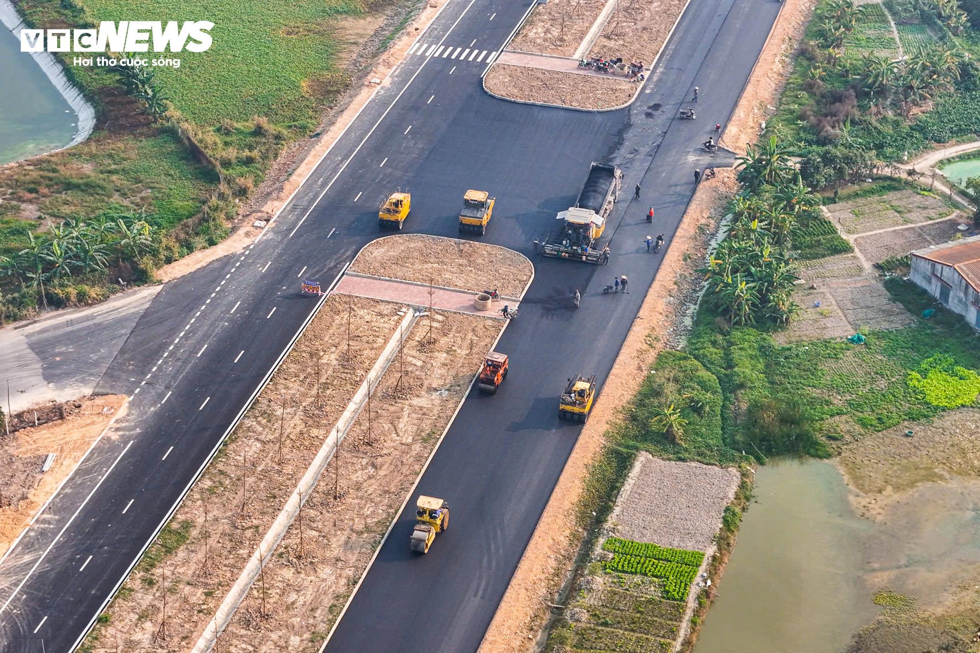Đường trục phía Nam tăng tốc, chuẩn bị thông xe thêm 7km dịp Tết Nguyên đán - Ảnh 5