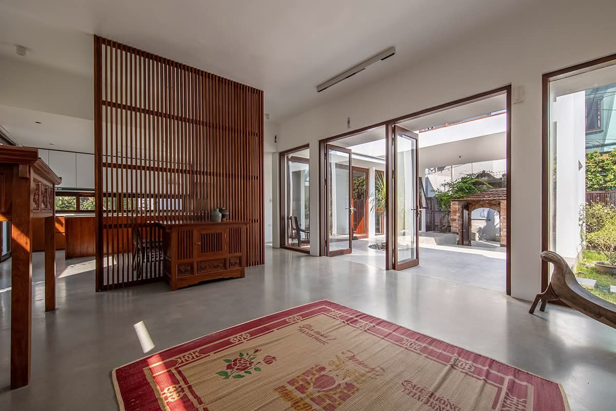 Ngôi nhà với chiếc cổng đặc biệt ở làng Ngọc Hồi - Ảnh 8