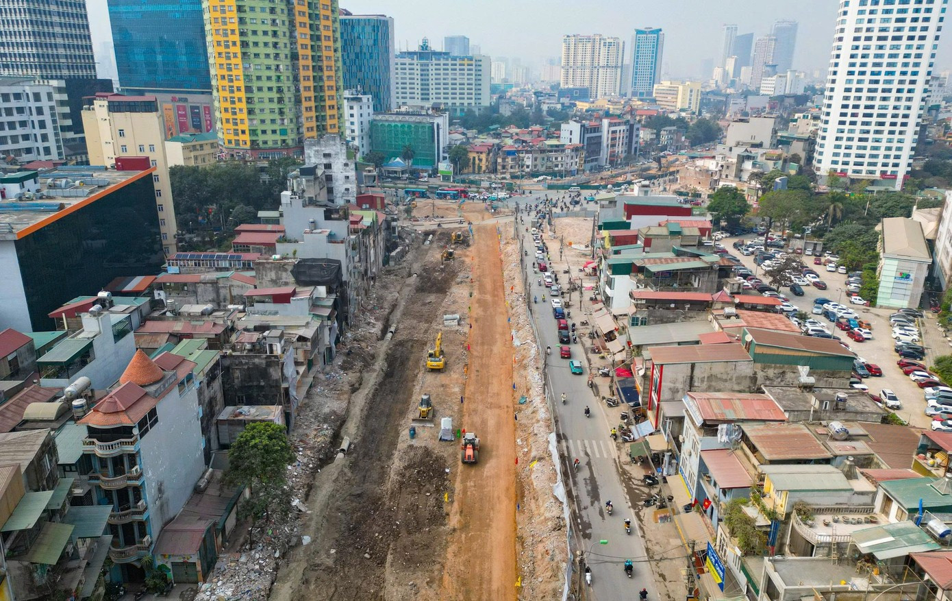 Hà Nội yêu cầu triển khai chính sách đặc thù để tăng tốc GPMB - Ảnh 1